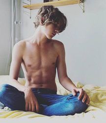 Sexy Boys 34---Cute Boys!! 59f7a8339d784.jpg