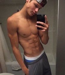 Selfie Boys 5!! 59fba4a781948.jpg