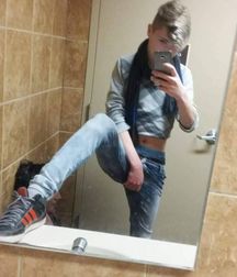Selfie Boys 5!! 59fba4bee380e.jpg