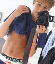 Selfie Boys 7!! 5a0898313e135.jpg