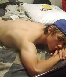 Sexy Boys 51--Boy Behinds!!! 5a105695ab3cb.jpg