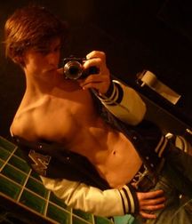 Random Hotties 3!! 5a182030c0fd6.jpg