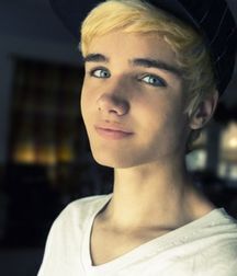 Sexy Boys 52--Cuties! 5a24505e83e2c.jpg