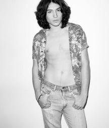 Out and famous 1--Ezra!!!  5a2be46a6f404.jpg