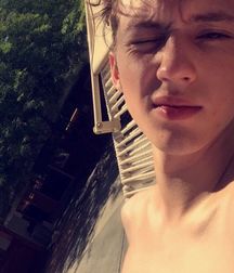 Out and famous 2--Troye!! 5a2d8ce4a6cfa.jpg