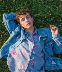 Out and famous 2--Troye!! 5a2d8cf75d61f.jpg