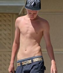 Random Hotties 12!! 5a36b29377470.jpg