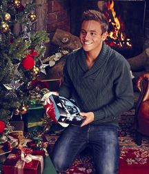 12 Gays of Christmas! 5-8!! 5a3d1e9701906.jpg