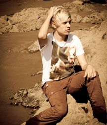 Photogenic Boys 7!! 5a6e04843f636.jpg