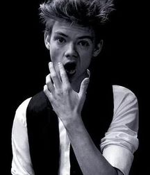 Celeb Hotties 2--Thomas! 5a7262883606e.jpg