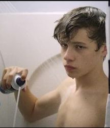Celeb Hotties 3--Nick! 5a76432309bea.jpg