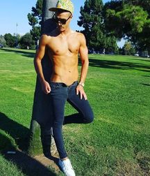 Sexy Boys 61---Skinny Jeans 5a7f8b2f297cc.jpg