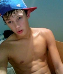 Random Hotties 15!!! 5ab8307797724.jpg