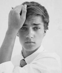 Photogenic Boys 10!! Black and White 5adb45a74b5c5.jpg