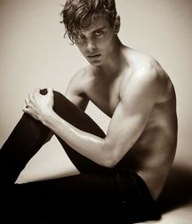 Photogenic Boys 10!! Black and White 5adb45a84c9a8.jpg