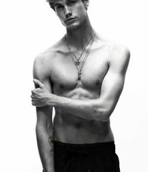 Photogenic Boys 10!! Black and White 5adb45aadb65b.jpg