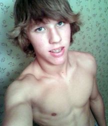 Sexy Boys 83!! Shirtless hotties!! 5adb9e74ccb4a.jpg