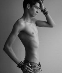 Photogenic Boys 11!!  Hotties on film!  5adb9ebe902bd.jpg