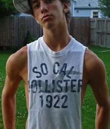 Photogenic Boys 11!!  Hotties on film!  5adb9ec49c8f7.jpg