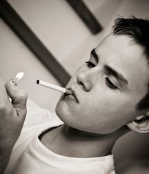 Sexy Boys 85!! Smoking Hotties! 5adfab05eb64d.jpg