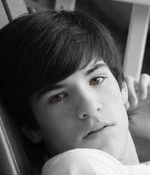 Photogenic Boys 14!!  Black and White 5b1462678bdfb.jpg