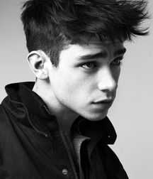 Photogenic Boys 14!!  Black and White 5b14626a4b5c0.jpg