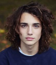 Sexy Matthew! Wild hair and all!! 5b14634f29792.jpg