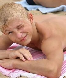 Summer Boys 19!! 5b2973dfbea0d.jpg