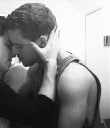 Boys in Love!! GIF boys!! 5bccf0af06ec4.gif