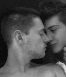 Boys in Love!! GIF boys!! 5bccf0c61eb0f.gif