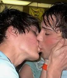 Boys In Love!! In Living Color!! 5bccf48dd3f46.jpg