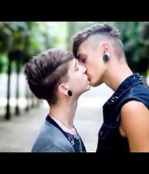 Boys In Love!! In Living Color!! 5bccf49531af5.jpg
