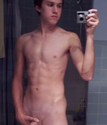 Sexy Boys 110!! So Meaty!! 5bd4ce90d99d3.jpg