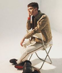 Out and Famous 5!! Greyson!! 5bf4989540fa9.jpg
