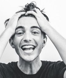 Out and Famous 5!! Greyson!! 5bf4989a2570e.jpg
