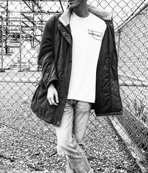 Out and Famous 5!! Greyson!! 5bf498a79c706.jpg