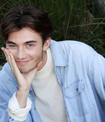Out and Famous 5!! Greyson!! 5bf498a907403.jpg