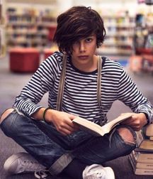Random Hotties 21!! 5c01c62e1d5db.jpg