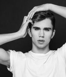 Photogenic Boys 21!!  5c1e388975e08.jpg