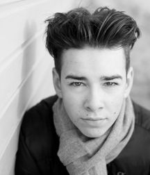 Photogenic Boys 22!!  5c1e38cdd13fc.jpg
