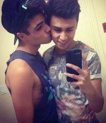 Love is Love 2!! 5c1e464aca532.jpg