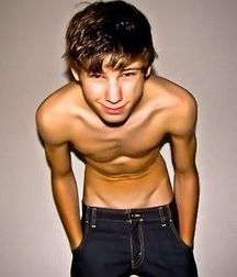 Random Hotties 25!! 5c20cb06a182e.jpg