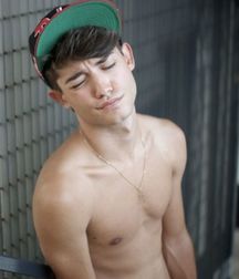 Random Hotties 25!! 5c20cb09eb150.jpg