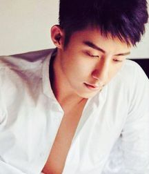 Photogenic Boys 24!! 5c2806f3e589e.jpg