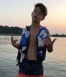 Summer Boys 25!! Cold Sucks!! 5c467b77ced47.jpg