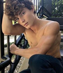 Photogenic Boys 26!! 5c467bc3e1746.jpg