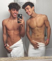 Sexy Boys 169--OH Towel Boy!!! 5c8512a9c8469.jpg