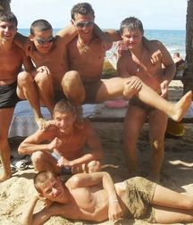 Summer Boys 28!! 5cb3b8b443651.jpg