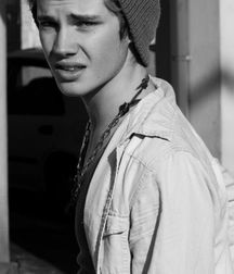 Photogenic Boys 28!! Black and White 5cd876f13f509.jpg