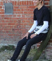Sexy Boys 179--Hotties in Jeans!! 5cd8779b4a0dd.jpg